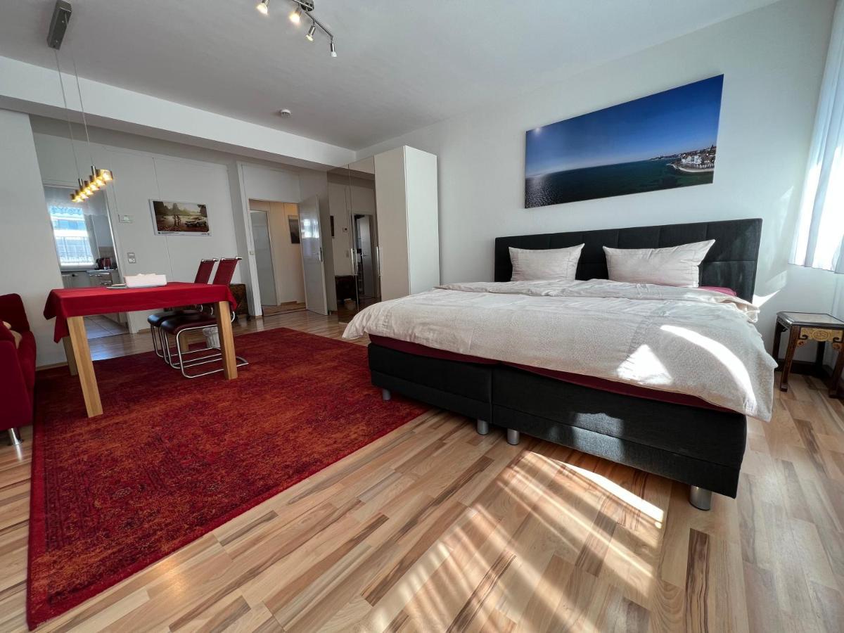Haus Pia Executive Apartments Friedrichshafen Luaran gambar