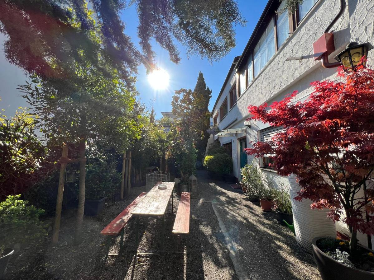 Haus Pia Executive Apartments Friedrichshafen Luaran gambar