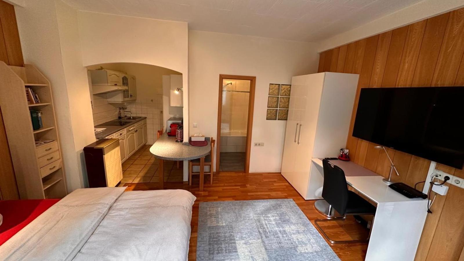 Haus Pia Executive Apartments Friedrichshafen Luaran gambar