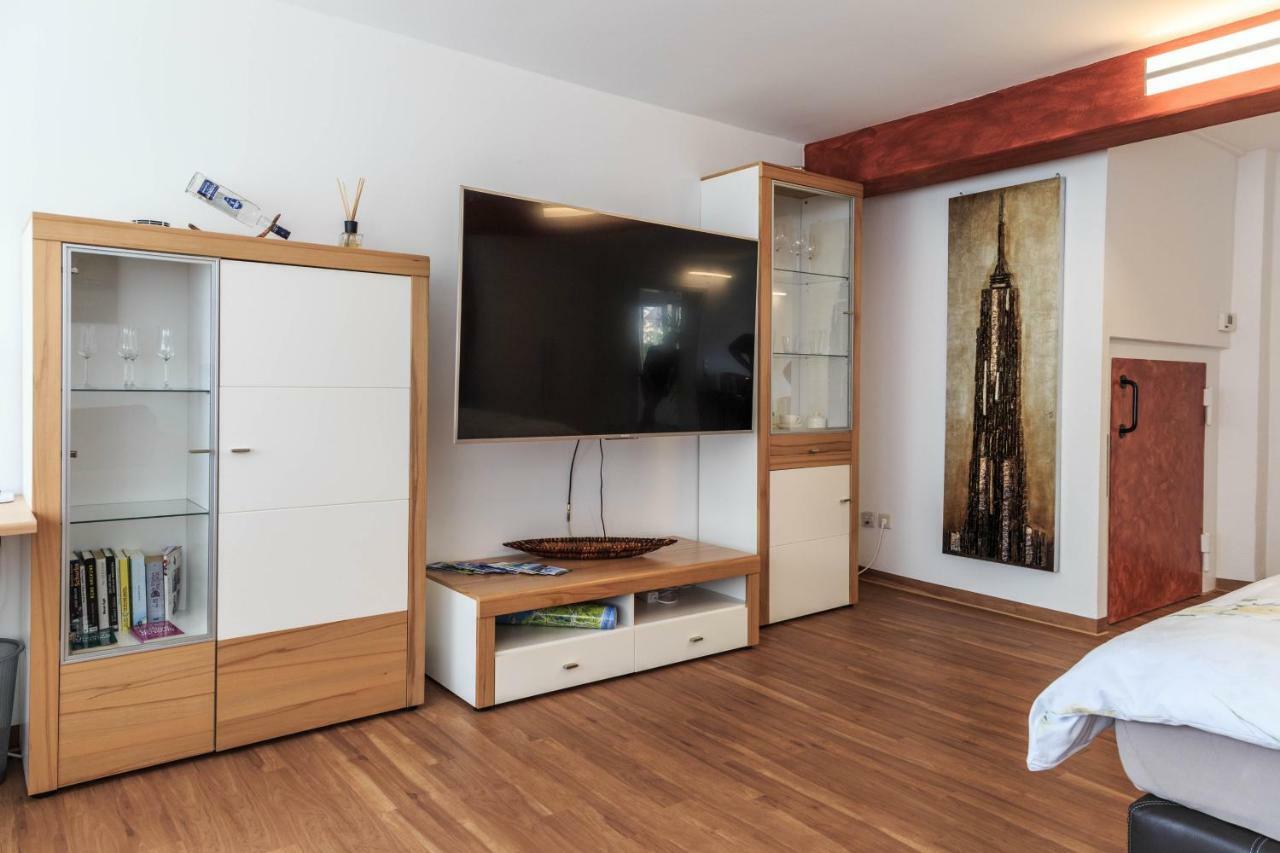 Haus Pia Executive Apartments Friedrichshafen Luaran gambar